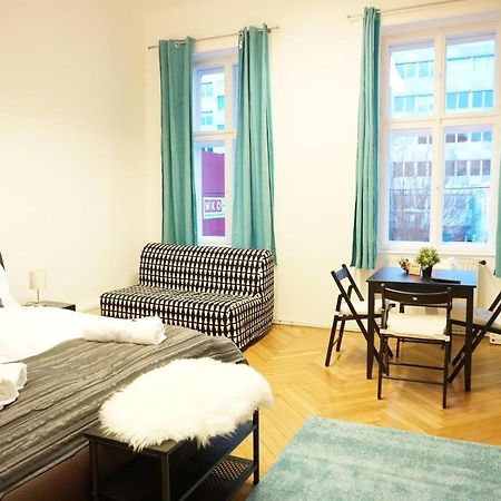 Urban City Apartment - Contactless Check-In Vienna Exterior photo