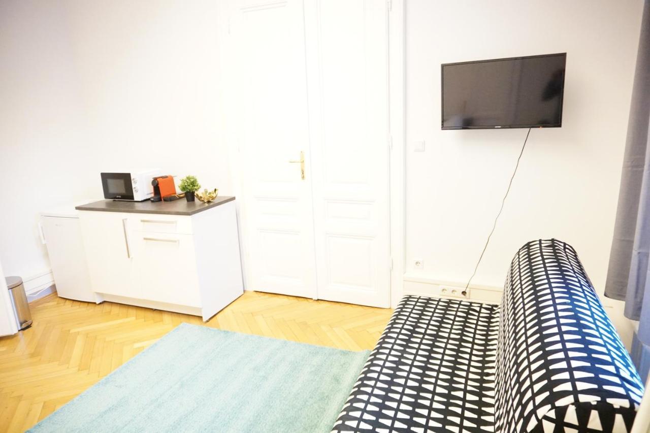 Urban City Apartment - Contactless Check-In Vienna Exterior photo